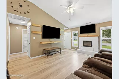 153 Corey Circle, Jacksonville, NC 28546 - Photo 5