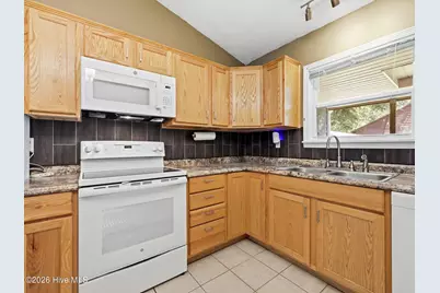153 Corey Circle, Jacksonville, NC 28546 - Photo 11