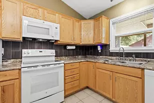 153 Corey Cir, Jacksonville, NC 28546 - Photo 11