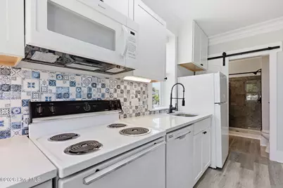 501 N 11th Street, Morehead City, NC 28557 - Photo 9