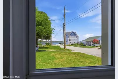 501 N 11th Street, Morehead City, NC 28557 - Photo 11