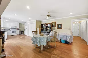 4909 Hermitage Rd, Trent Woods, NC 28562 - Photo 15