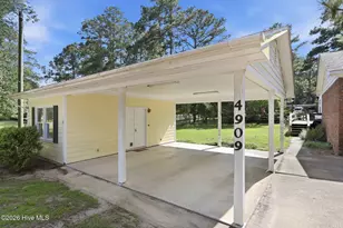 4909 Hermitage Rd, Trent Woods, NC 28562 - Photo 3