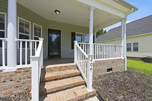 204 Wedgefield Cir, Maple Hill, NC 28454 - Photo 5