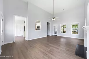 204 Wedgefield Cir, Maple Hill, NC 28454 - Photo 9