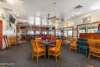303 South Avenue, Oriental, NC 28571 - Photo 11