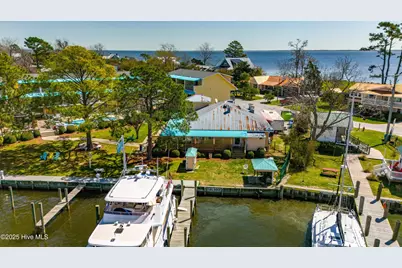 303 South Avenue, Oriental, NC 28571 - Photo 39