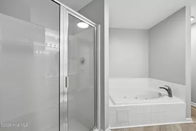 2412 King Richard Court #H, Greenville, NC 27858 - Photo 23