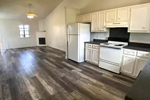 1999B Sunnybrook Rd, Greenville, NC 27834 - Photo 5