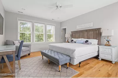 320 Governor Safford Lane, Emerald Isle, NC 28594 - Photo 17