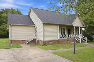 566 Ridge Dr, Winterville, NC 28590 - Photo 3