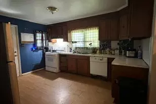 226 S 5th St, Aurora, NC 27806 - Photo 5