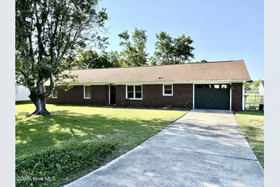 1706 Carolina Avenue, Newport, NC 28570 - Photo 1