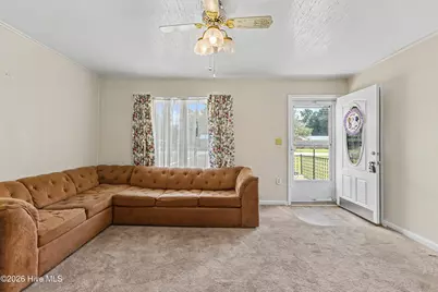 1688 W Wards Bridge Road, Warsaw, NC 28398 - Photo 5
