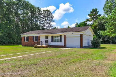 1688 W Wards Bridge Road, Warsaw, NC 28398 - Photo 3