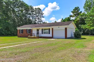 1688 W Wards Bridge Rd, Warsaw, NC 28398 - Photo 3