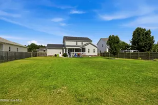 303 Baffle Ct, Swansboro, NC 28584 - Photo 31