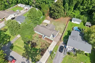 319 Lakewood Dr, Jacksonville, NC 28546 - Photo 49