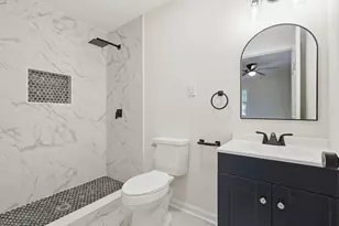 319 Lakewood Dr, Jacksonville, NC 28546 - Photo 21