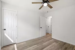 319 Lakewood Dr, Jacksonville, NC 28546 - Photo 23