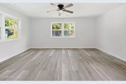 319 Lakewood Drive, Jacksonville, NC 28546 - Photo 13