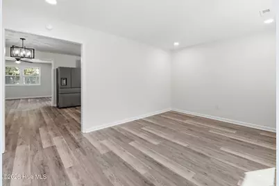 319 Lakewood Drive, Jacksonville, NC 28546 - Photo 11