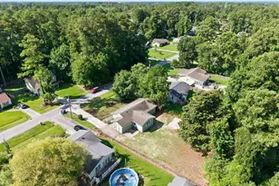 319 Lakewood Dr, Jacksonville, NC 28546 - Photo 43