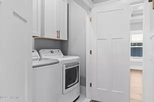 118 SE 40th St, Oak Island, NC 28465 - Photo 31
