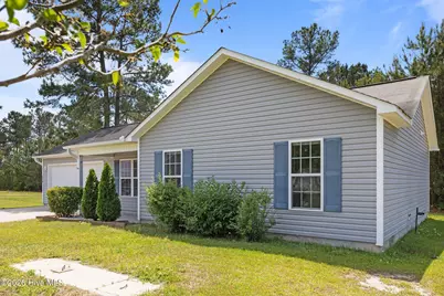 176 Ashbury Park Lane, Richlands, NC 28574 - Photo 3