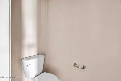101 W Murrow Lane, Jacksonville, NC 28546 - Photo 9