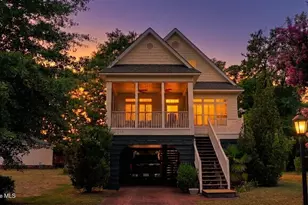 97 Woodbury Rd, Elizabethtown, NC 28337 - Photo 1