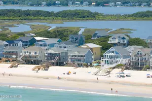 33 Porpoise Pl, North Topsail Beach, NC 28460 - Photo 3
