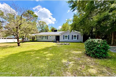 403 Wilson Avenue, Kinston, NC 28501 - Photo 1