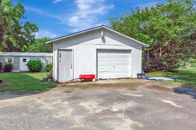 591 E Great Marsh Church Road, Saint Pauls, NC 28384 - Photo 23