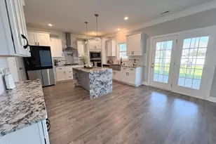 2950 Cragburn Pl, Fayetteville, NC 28306 - Photo 15