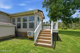 1127 Straits Rd, Smyrna, NC 28579 - Photo 27