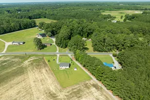 682 Cherry Rd, Washington, NC 27889 - Photo 31