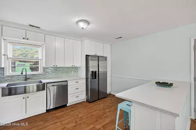 5126 Lord Byron Road, Wilmington, NC 28405 - Photo 9