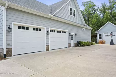 2703 E Fairway Road, Morehead City, NC 28557 - Photo 17
