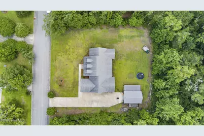 2703 E Fairway Road, Morehead City, NC 28557 - Photo 11