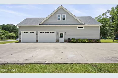 2703 E Fairway Road, Morehead City, NC 28557 - Photo 5