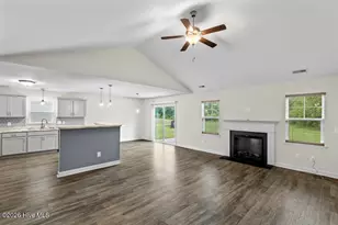 514 Isaac Br Dr, Jacksonville, NC 28546 - Photo 3