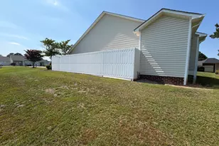 2059 Briarwood Dr, Kinston, NC 28501 - Photo 41
