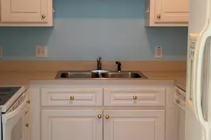 2059 Briarwood Dr, Kinston, NC 28501 - Photo 7