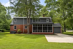 303 Prince St, Laurinburg, NC 28352 - Photo 3
