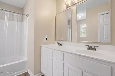 108 Yellowwood Drive, Jacksonville, NC 28546 - Photo 15