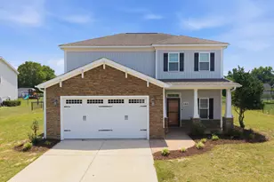 102 E Lake Dr, Goldsboro, NC 27534 - Photo 1