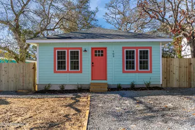 103 N Middleton Avenue, Oak Island, NC 28465 - Photo 3