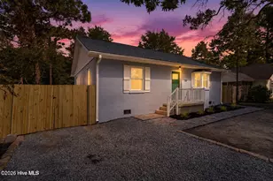 146 NE 13th St, Oak Island, NC 28465 - Photo 59