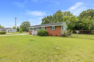 59 Dixie Trl, Jacksonville, NC 28546 - Photo 3